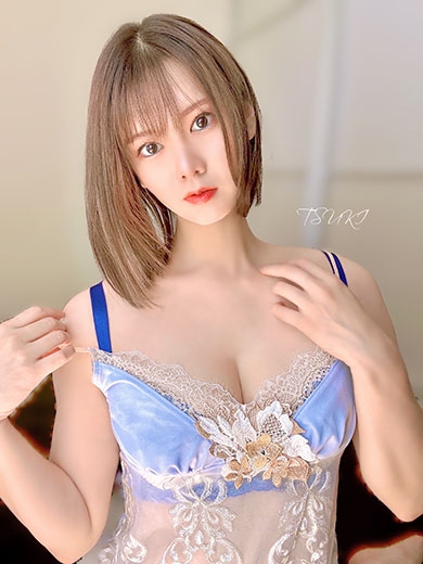 つき